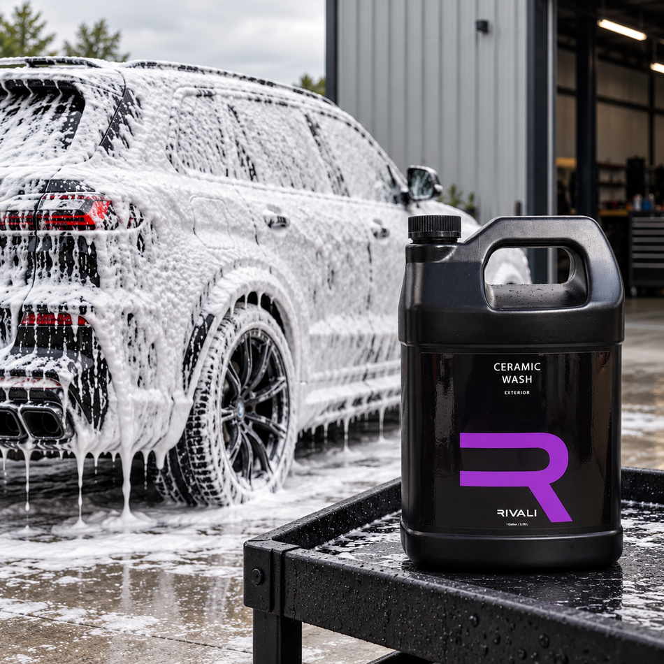 Rivali Car Care Ceramic Wash 1 Gallon in use (1)