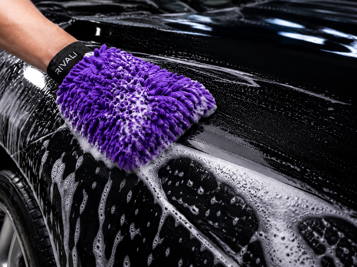 Rivali wash mitt on soapy car